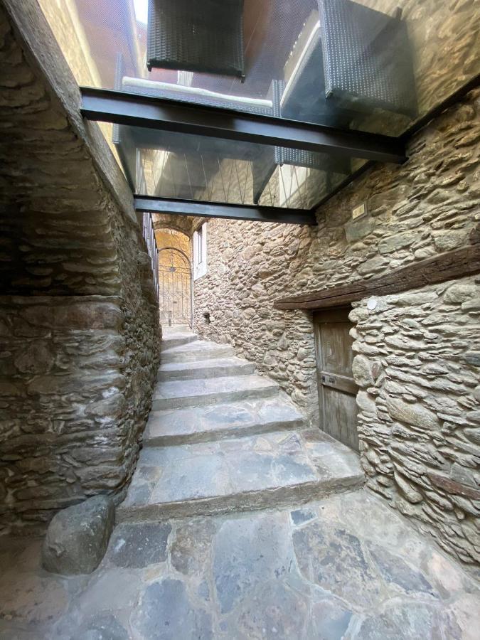Independent Stone House With Lake View Musso Exterior photo